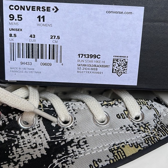 Converse 171399C
RUN STAR HIKE HI
SATURN GOLD/BLACK/EGRET
Men’s sneakers Platfrm - Picture 16 of 16